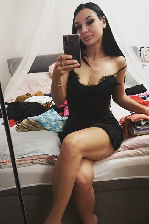 Rose011Super23 Bisexual,Spanish,Amber,41-45kg,Caucasion